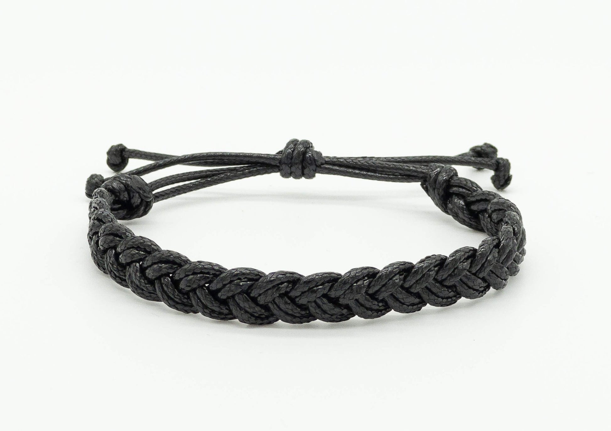 Flätat Armband svart färg